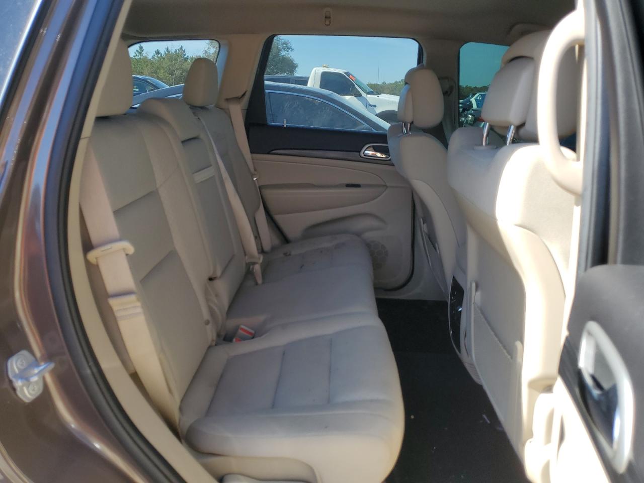 2021 Jeep Grand Cherokee - Image 11