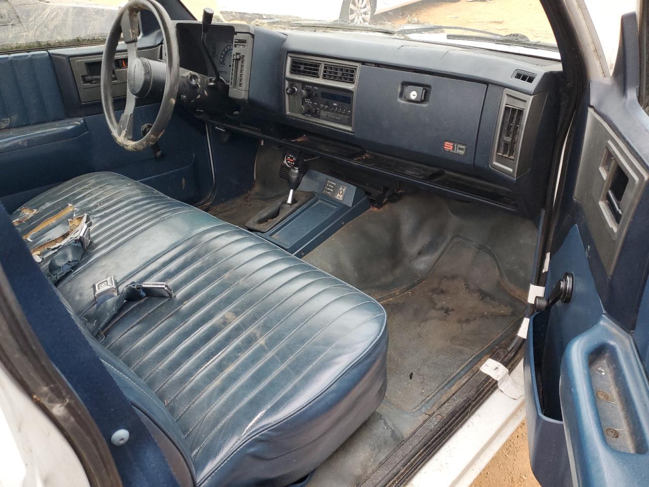 1988 Chevrolet S-10 Pickup - Image 8