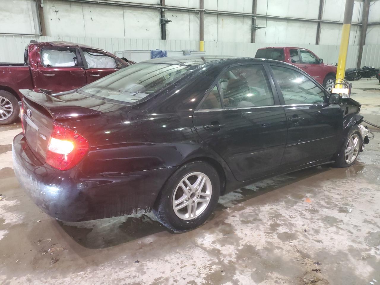 2004 Toyota Camry - Image 3