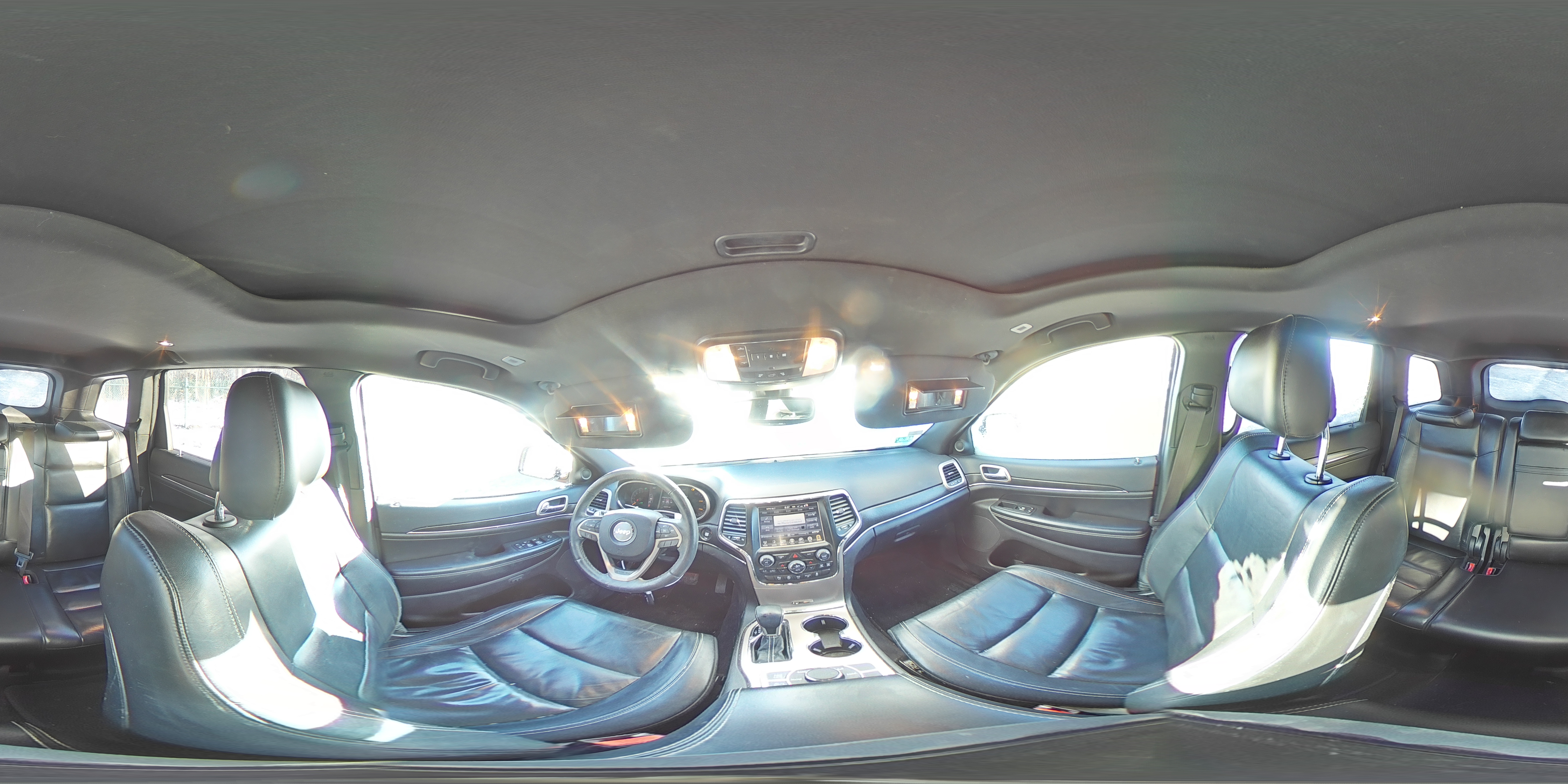 2017 Jeep Grand Cherokee - Image 14