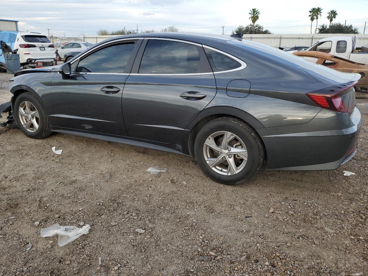 2022 Hyundai Sonata - Image 2