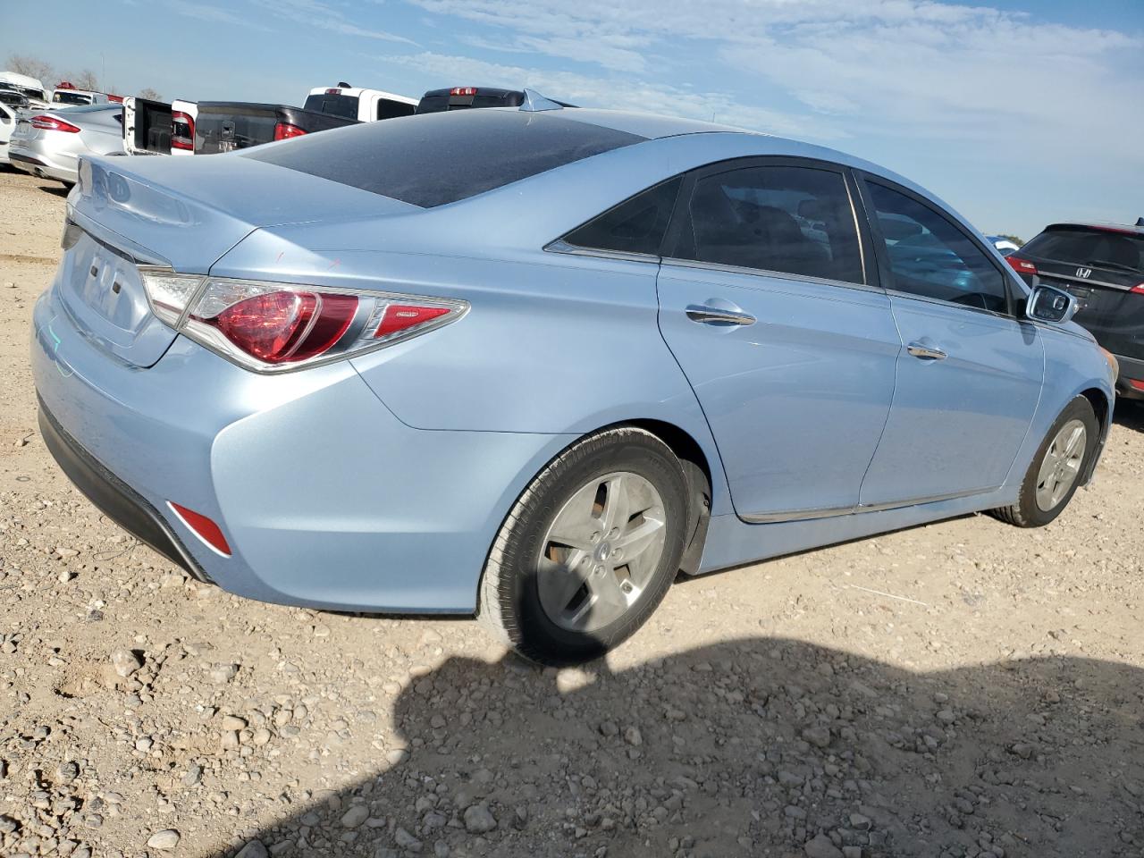 2012 Hyundai Sonata - Image 3