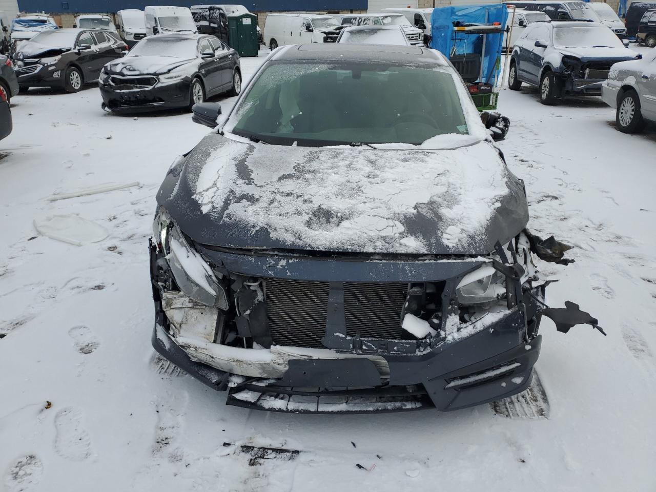 2018 Honda Civic - Image 5