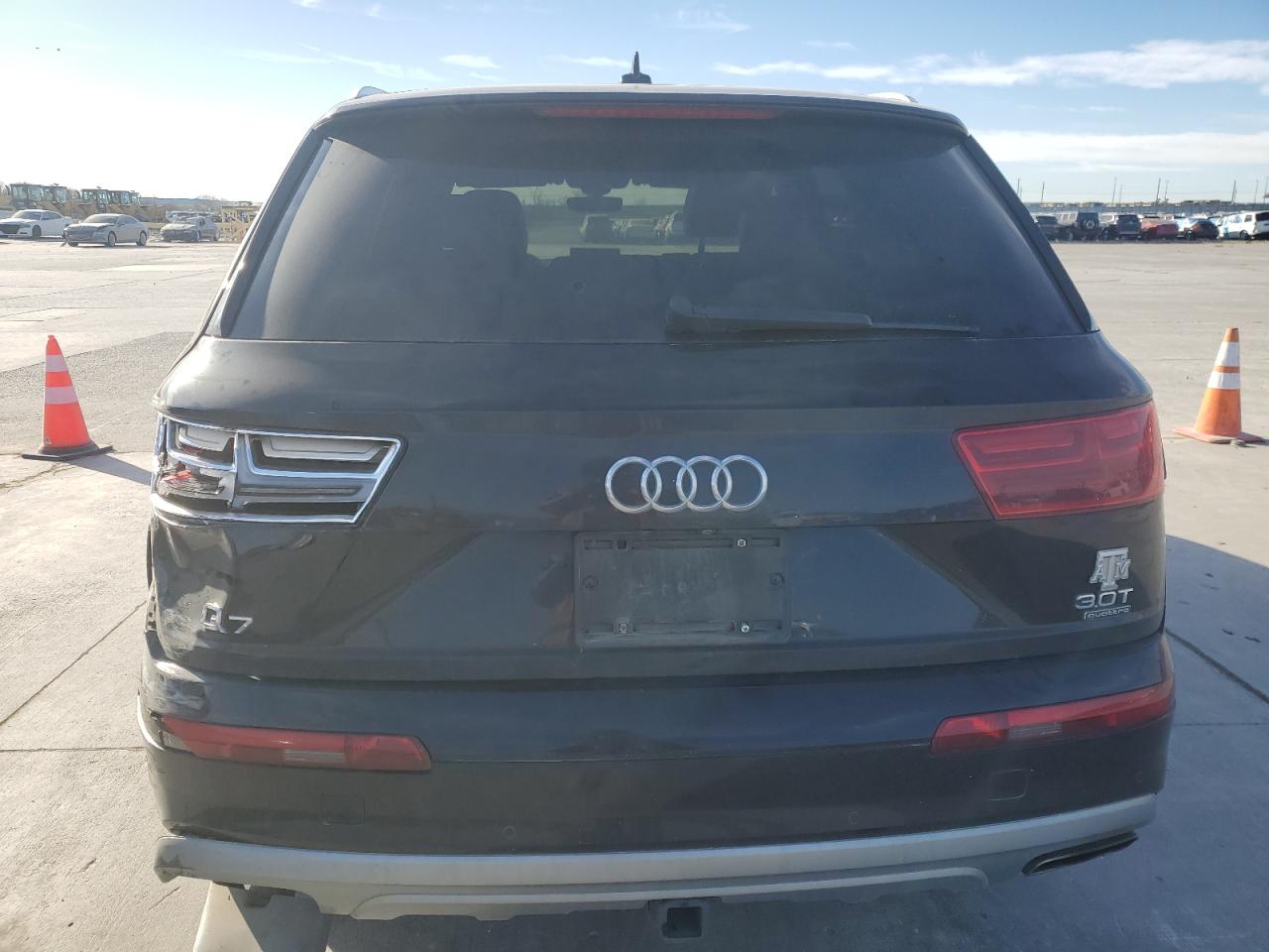 2017 Audi Q7 - Image 6