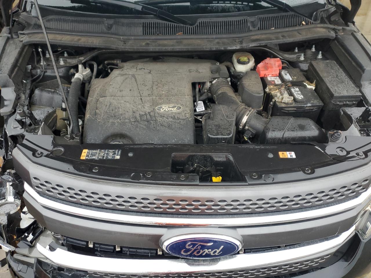 2015 Ford Explorer - Image 12