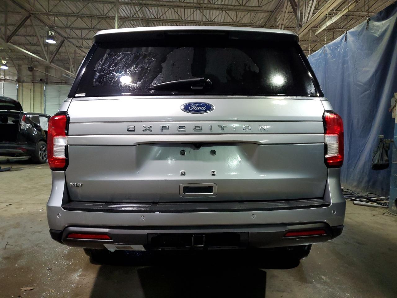 2022 Ford Expedition - Image 6