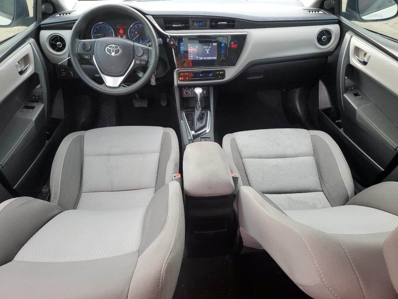 2018 Toyota Corolla - Image 8