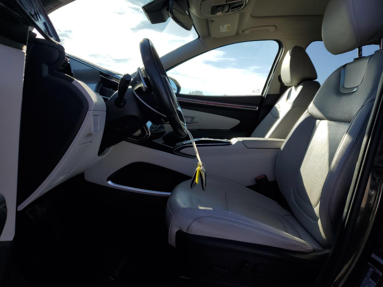 2023 Hyundai Tucson - Image 7