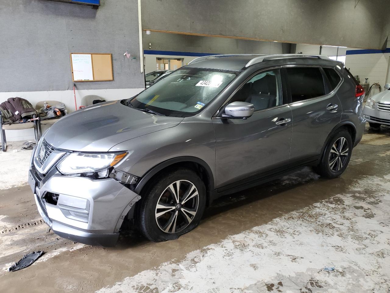2019 Nissan Rogue - Image 1