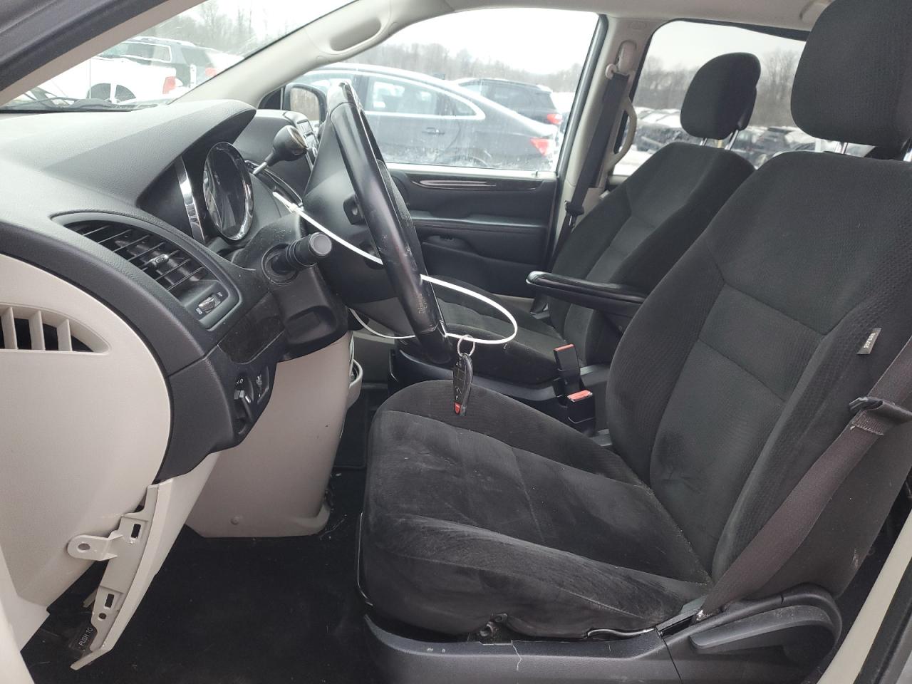 2016 Dodge Caravan - Image 7