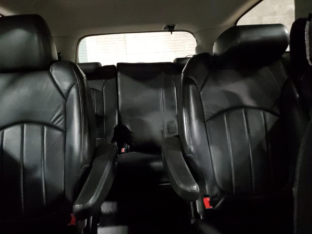 2012 Buick Enclave - Image 10