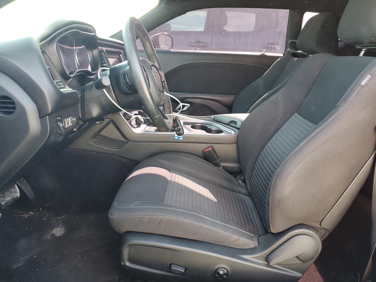 2018 Dodge Challenger - Image 7