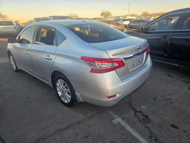 Sedans NISSAN SENTRA 2015 Srebrny