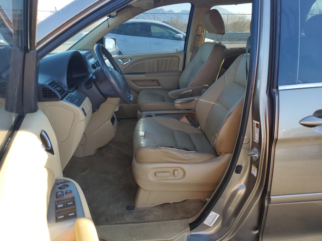 2008 Honda Odyssey - Image 7