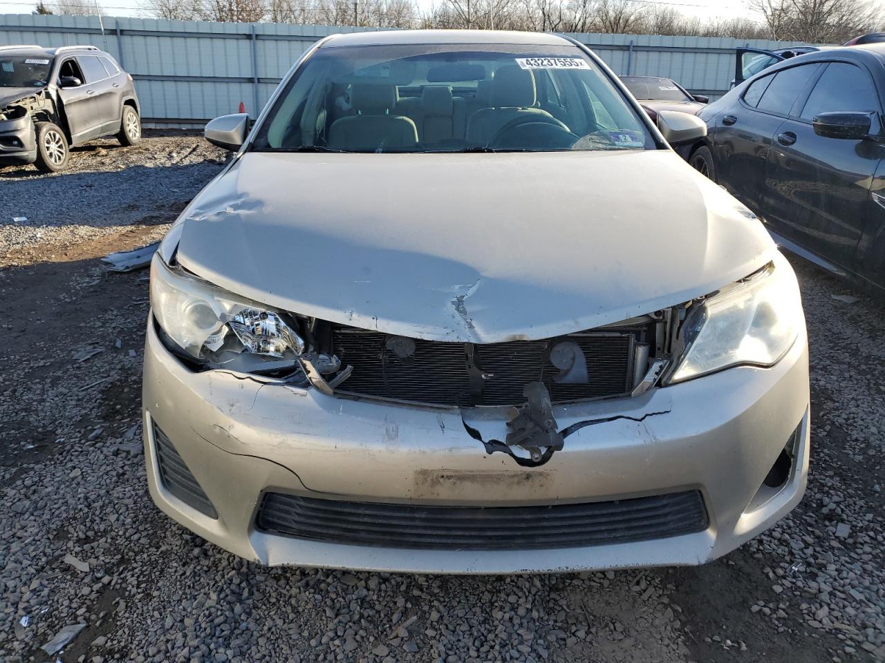 2014 Toyota Camry - Image 5
