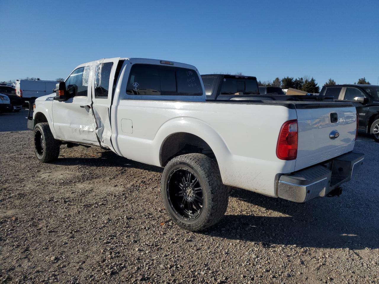 2015 Ford F350 - Image 3