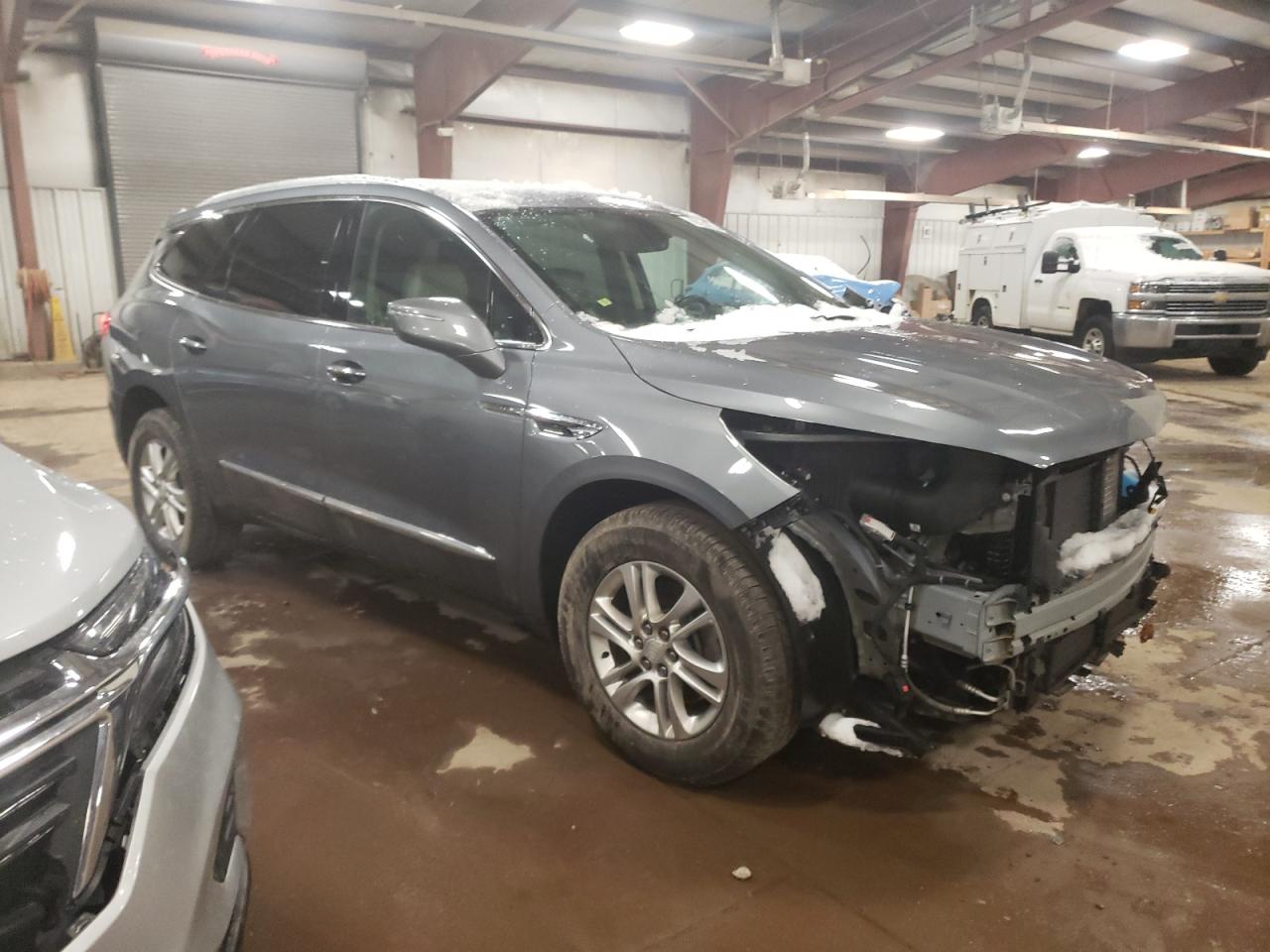 VIN 5GAEVAKW8JJ168190 2018 BUICK ENCLAVE no.4