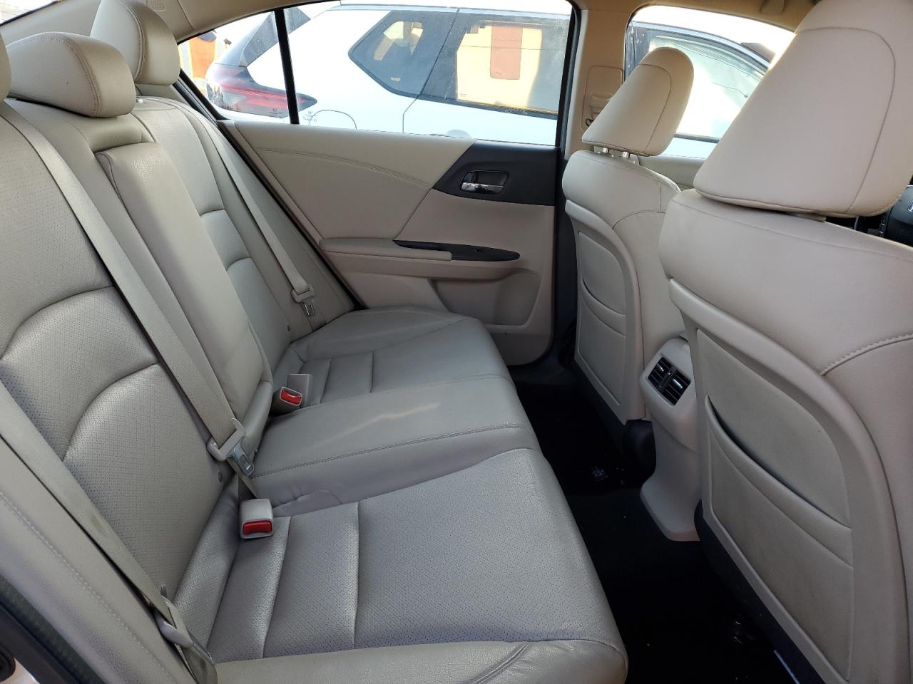 2013 Honda Accord - Image 10