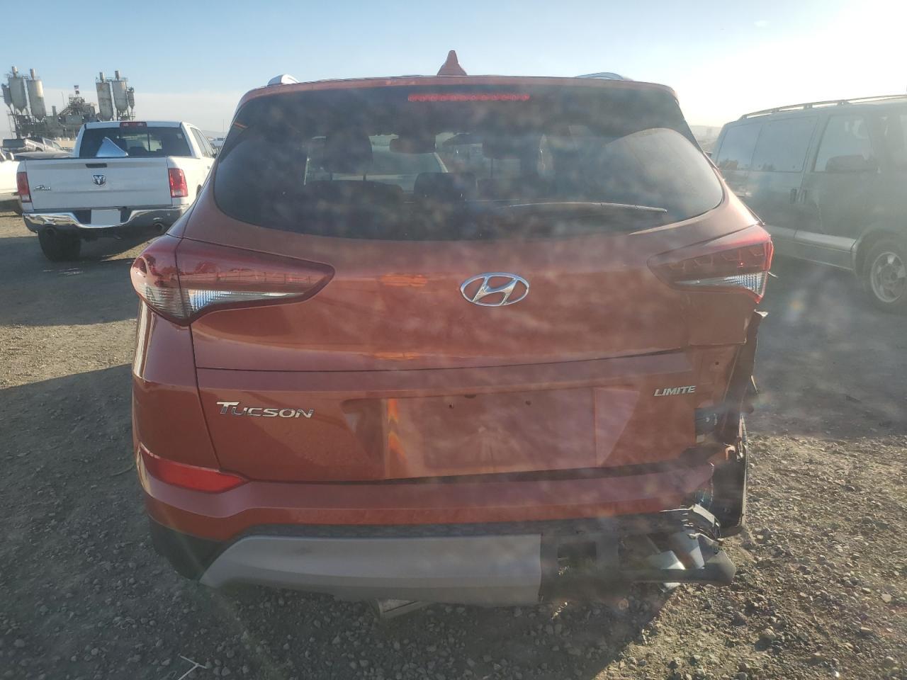 VIN KM8J33A29HU390013 2017 HYUNDAI TUCSON no.6