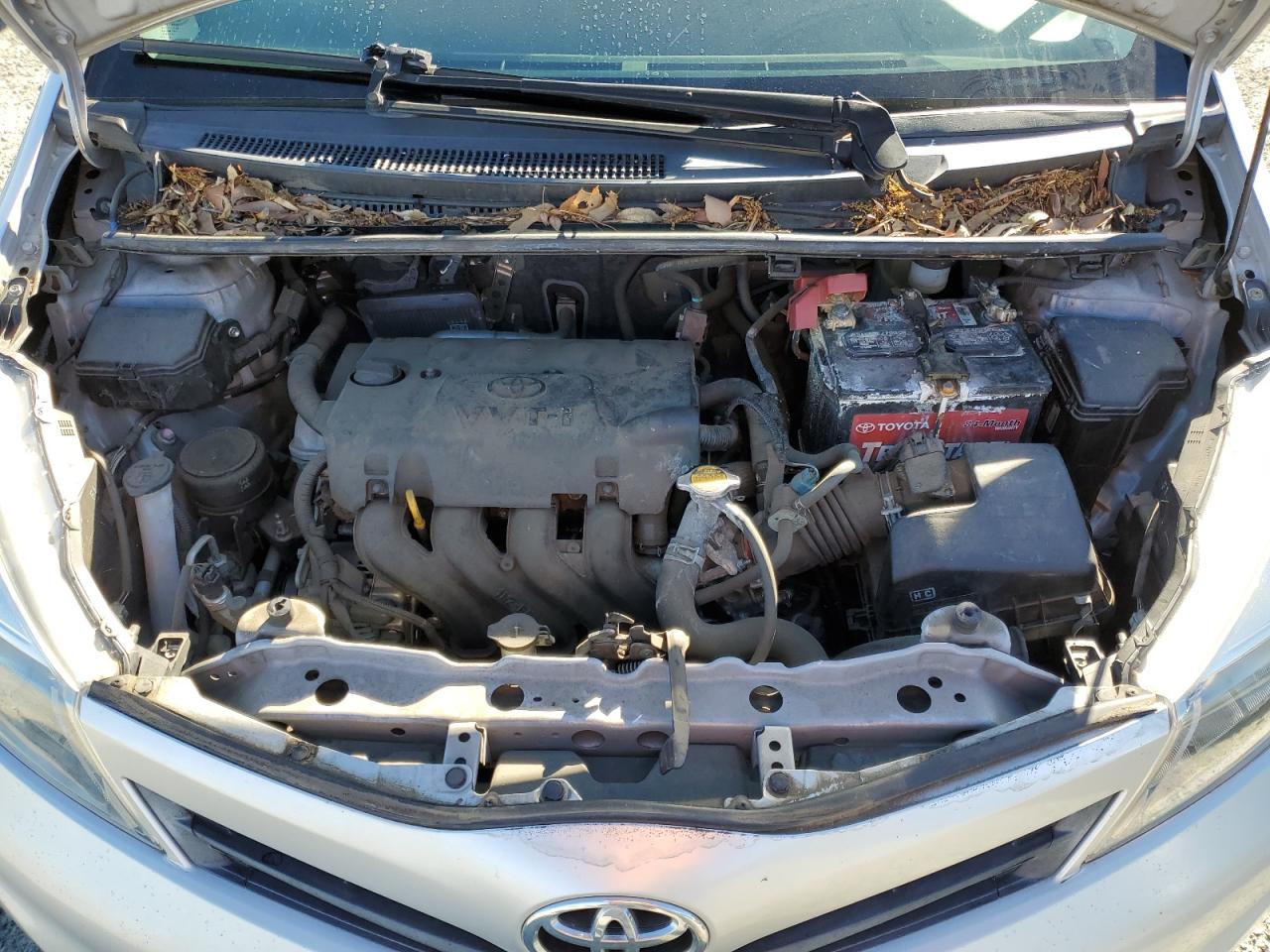 2014 Toyota Yaris - Image 11