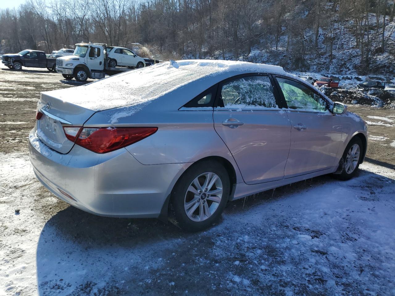 2013 Hyundai Sonata - Image 3