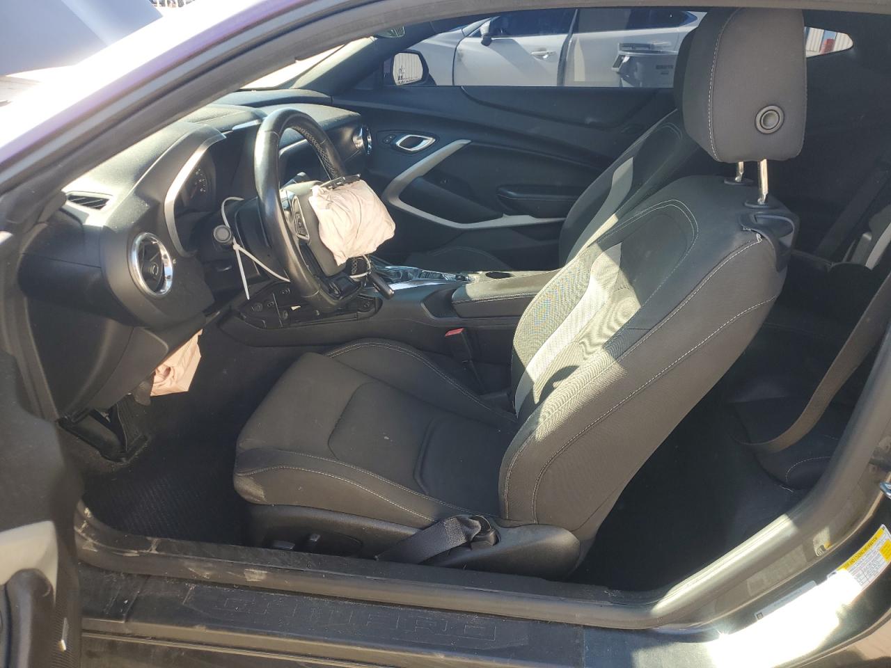 2018 Chevrolet Camaro - Image 7