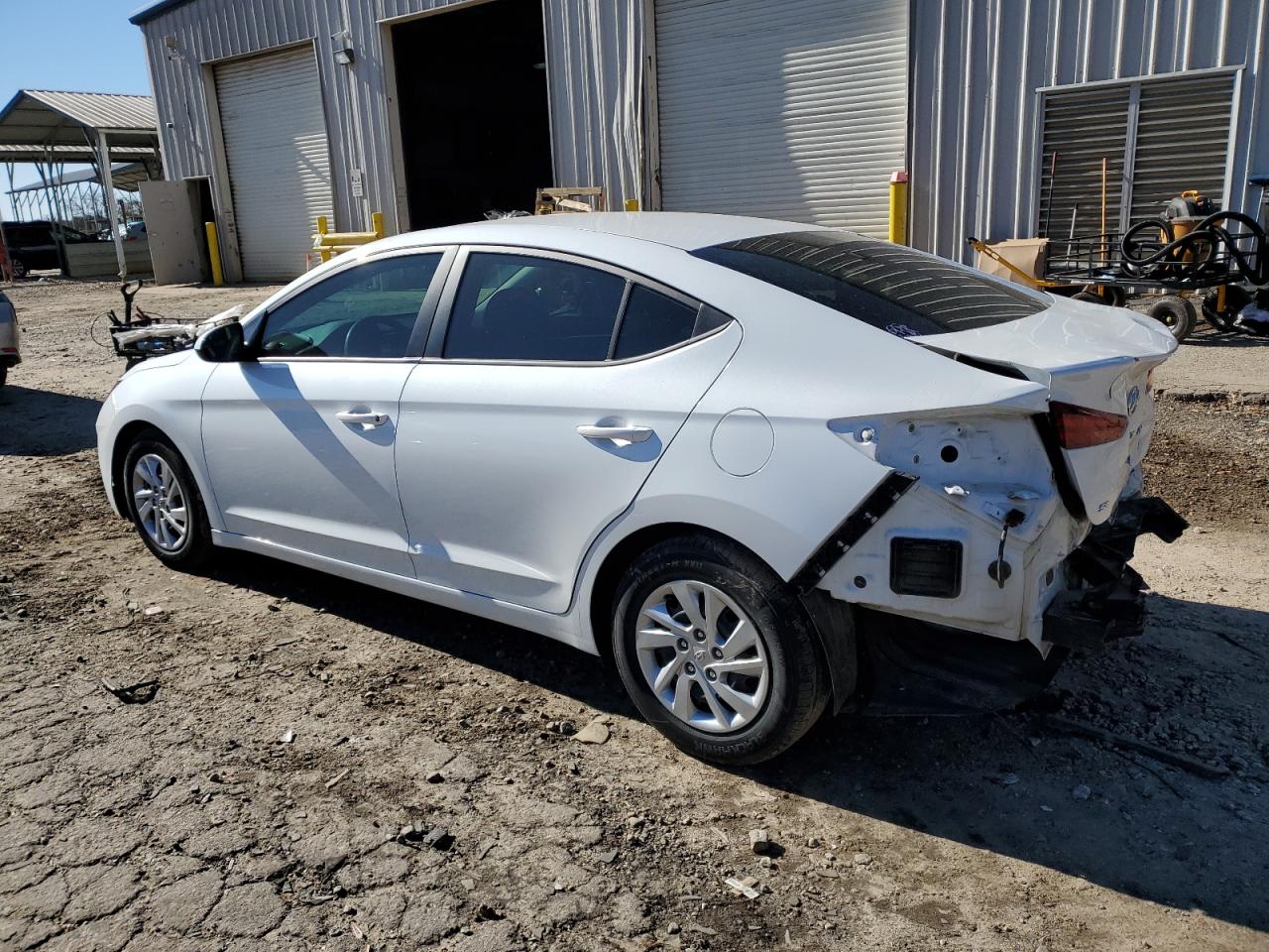 2019 Hyundai Elantra - Image 2