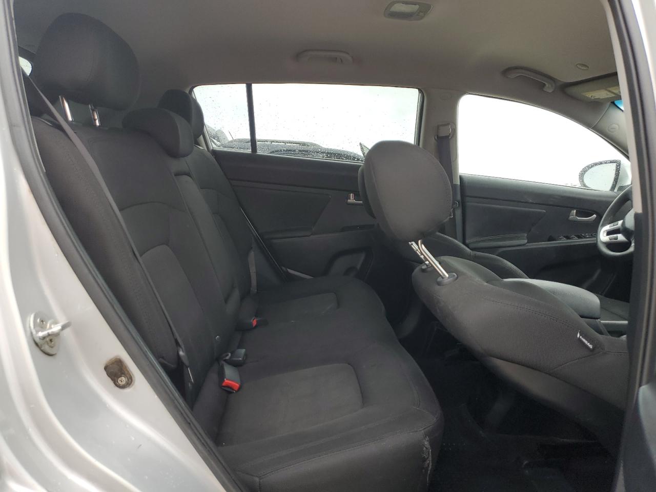 2011 Kia Sportage - Image 11