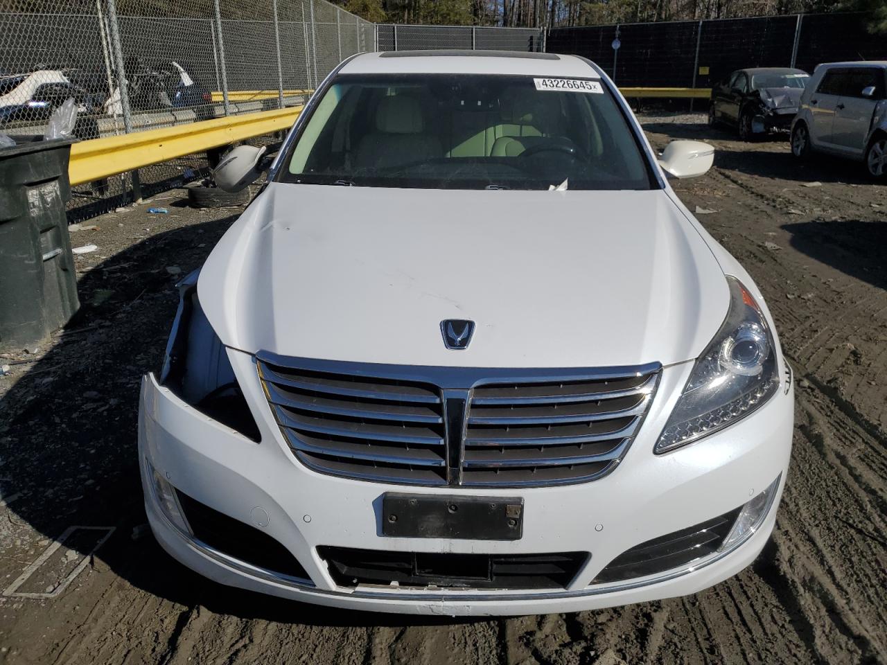 2014 Hyundai Equus - Image 5