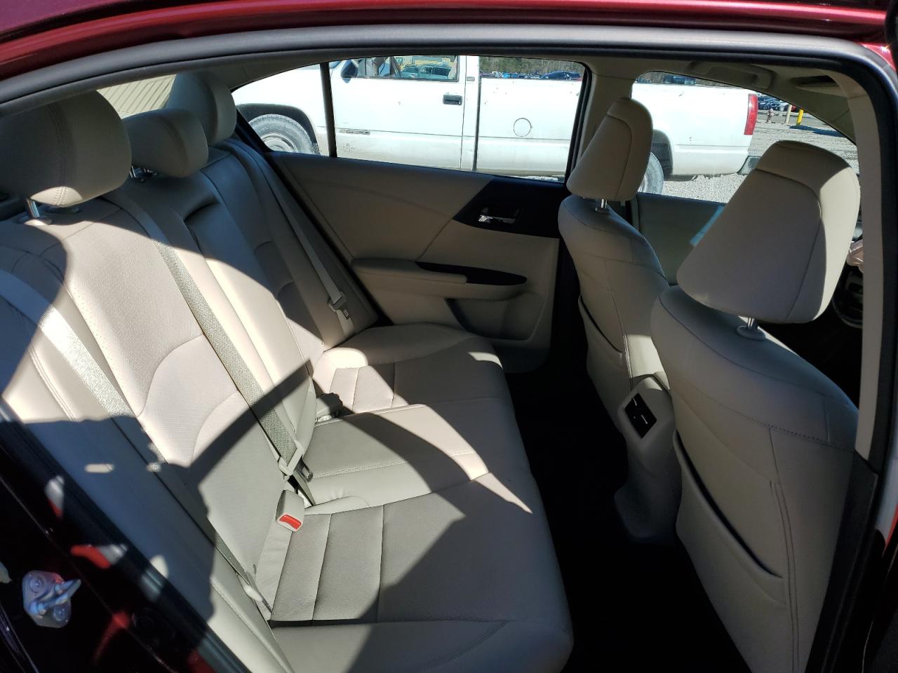 2015 Honda Accord - Image 10