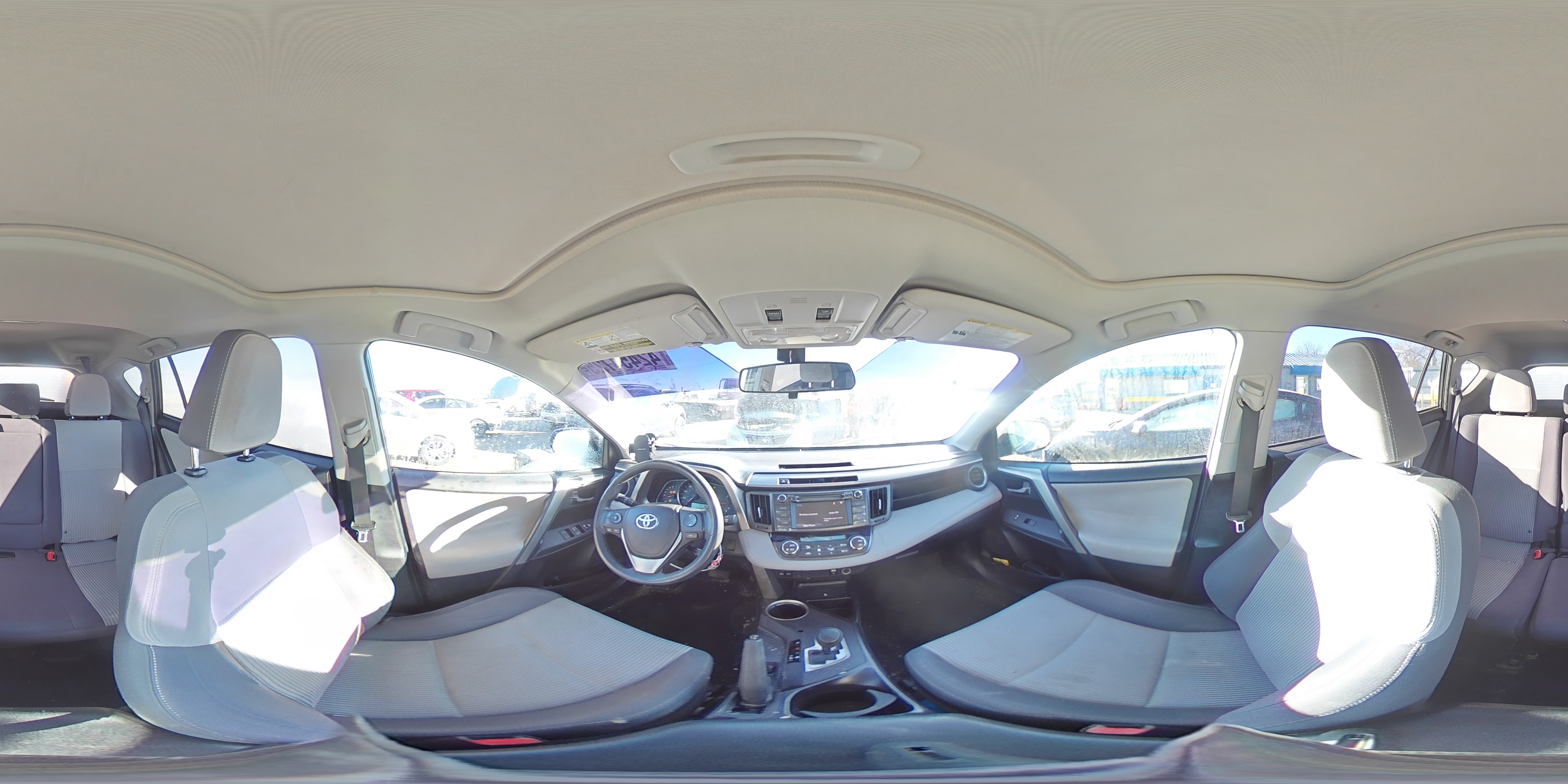 2014 Toyota RAV 4 - Image 13
