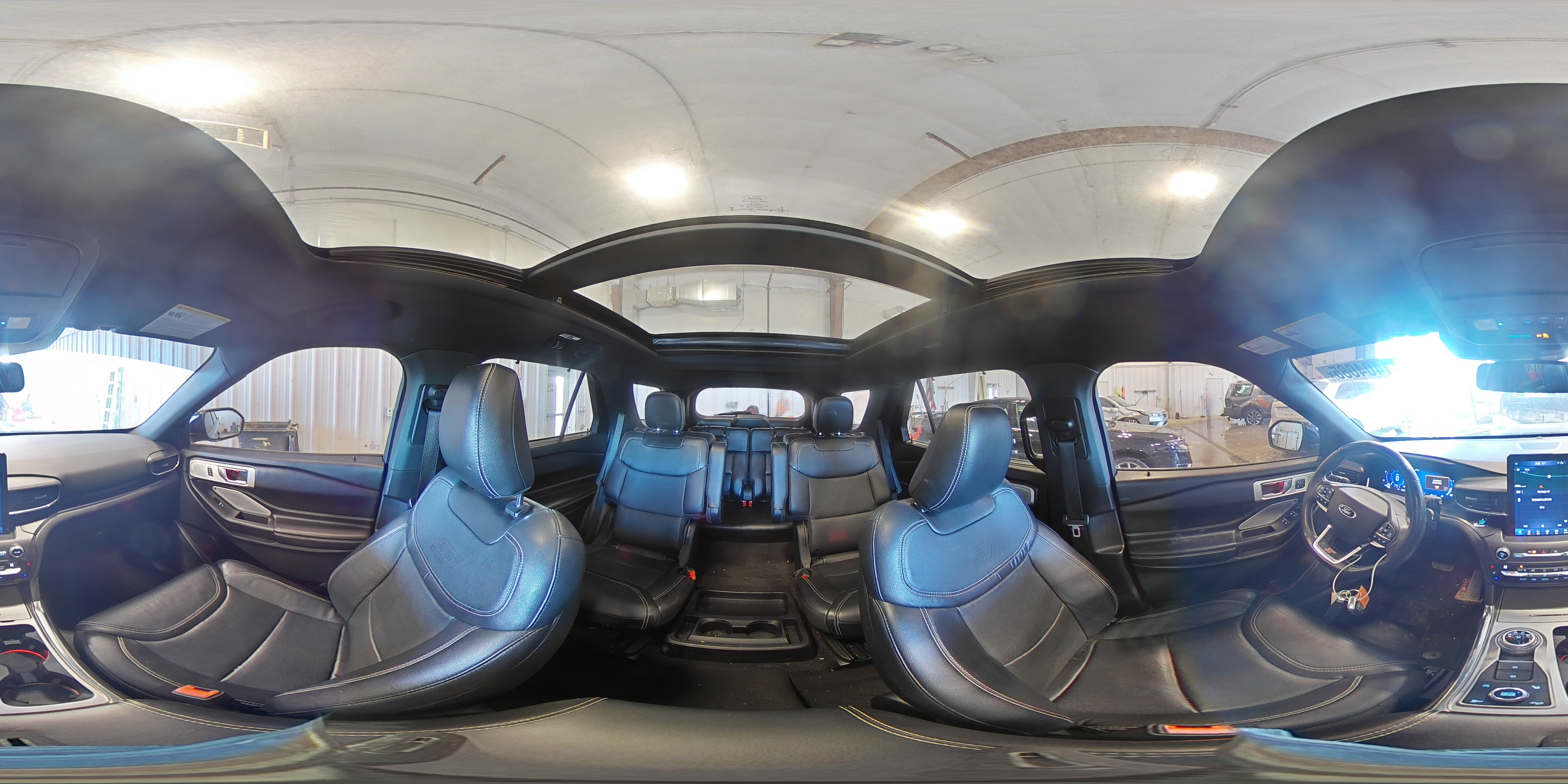 2020 Ford Explorer - Image 15