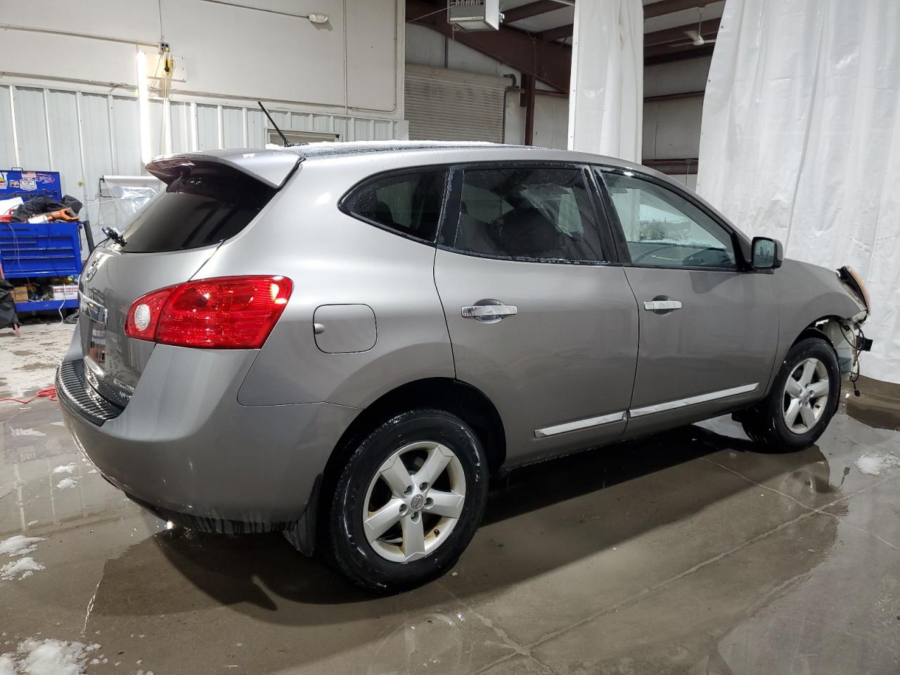 2013 Nissan Rogue - Image 3