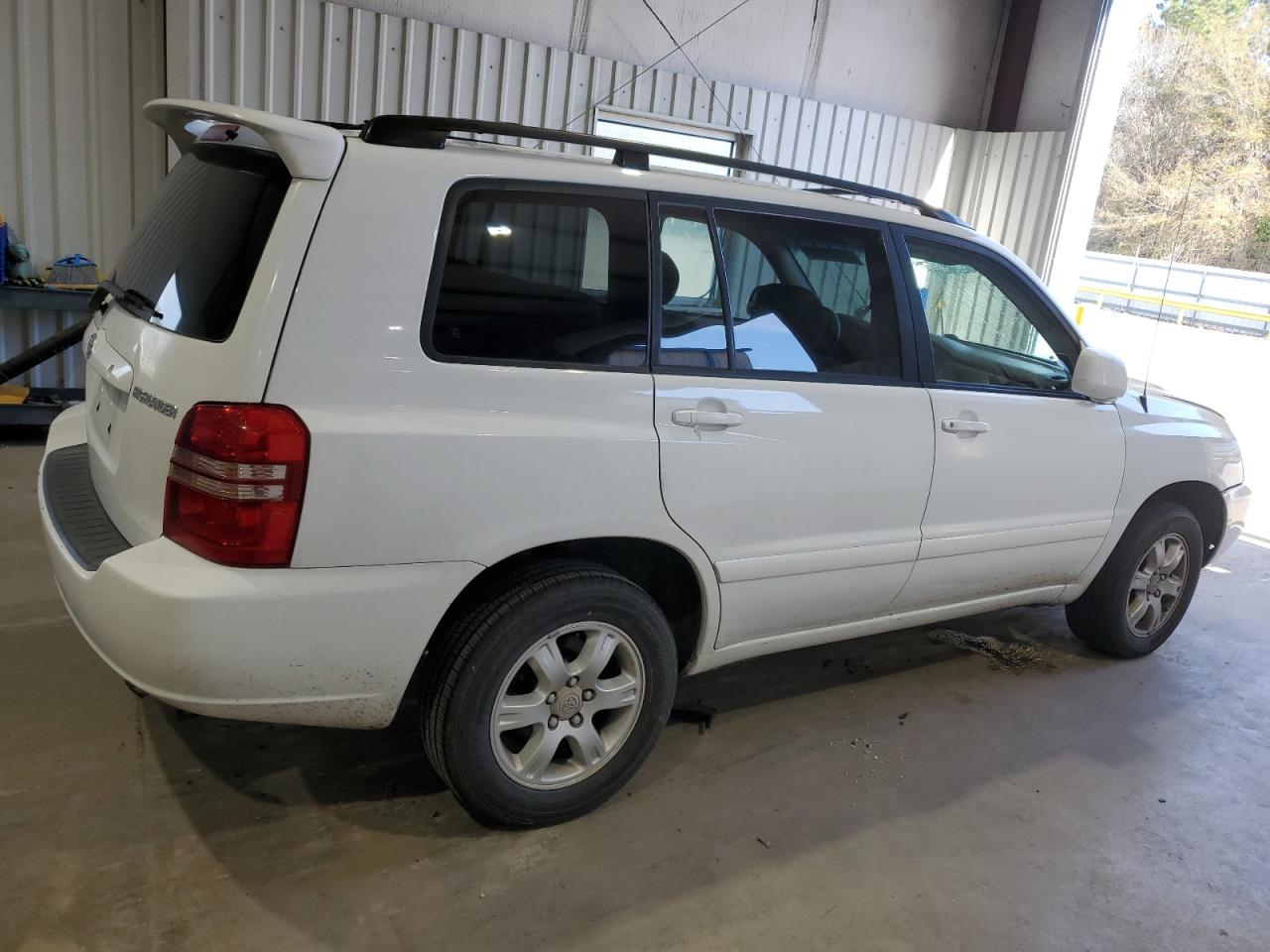 2003 Toyota Highlander - Image 3