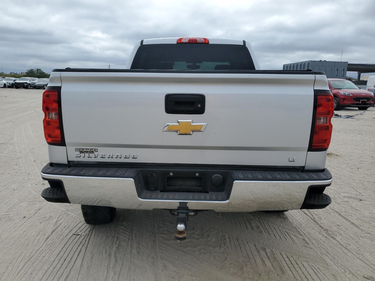 2016 Chevrolet Silverado - Image 6