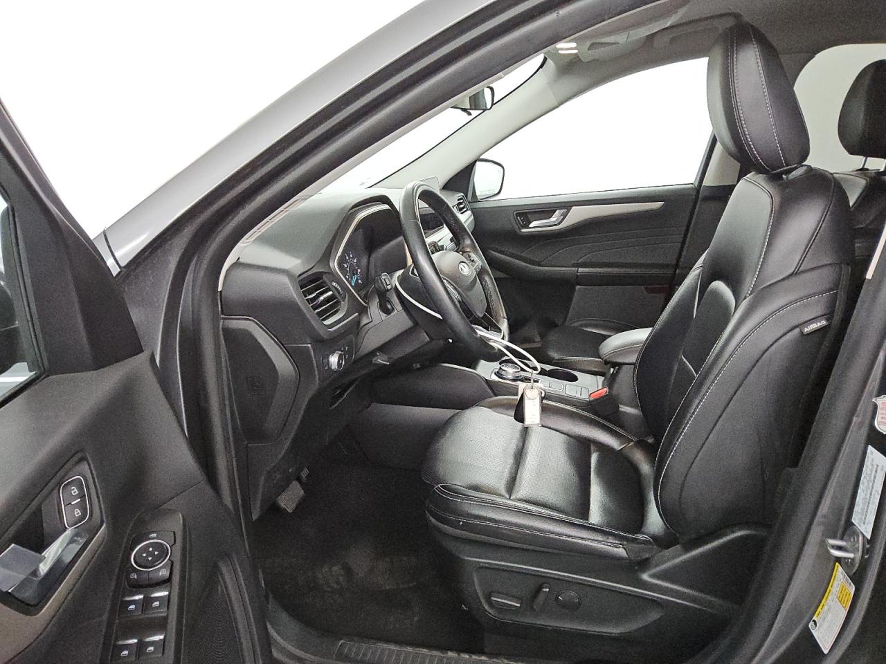 2022 Ford Escape - Image 7
