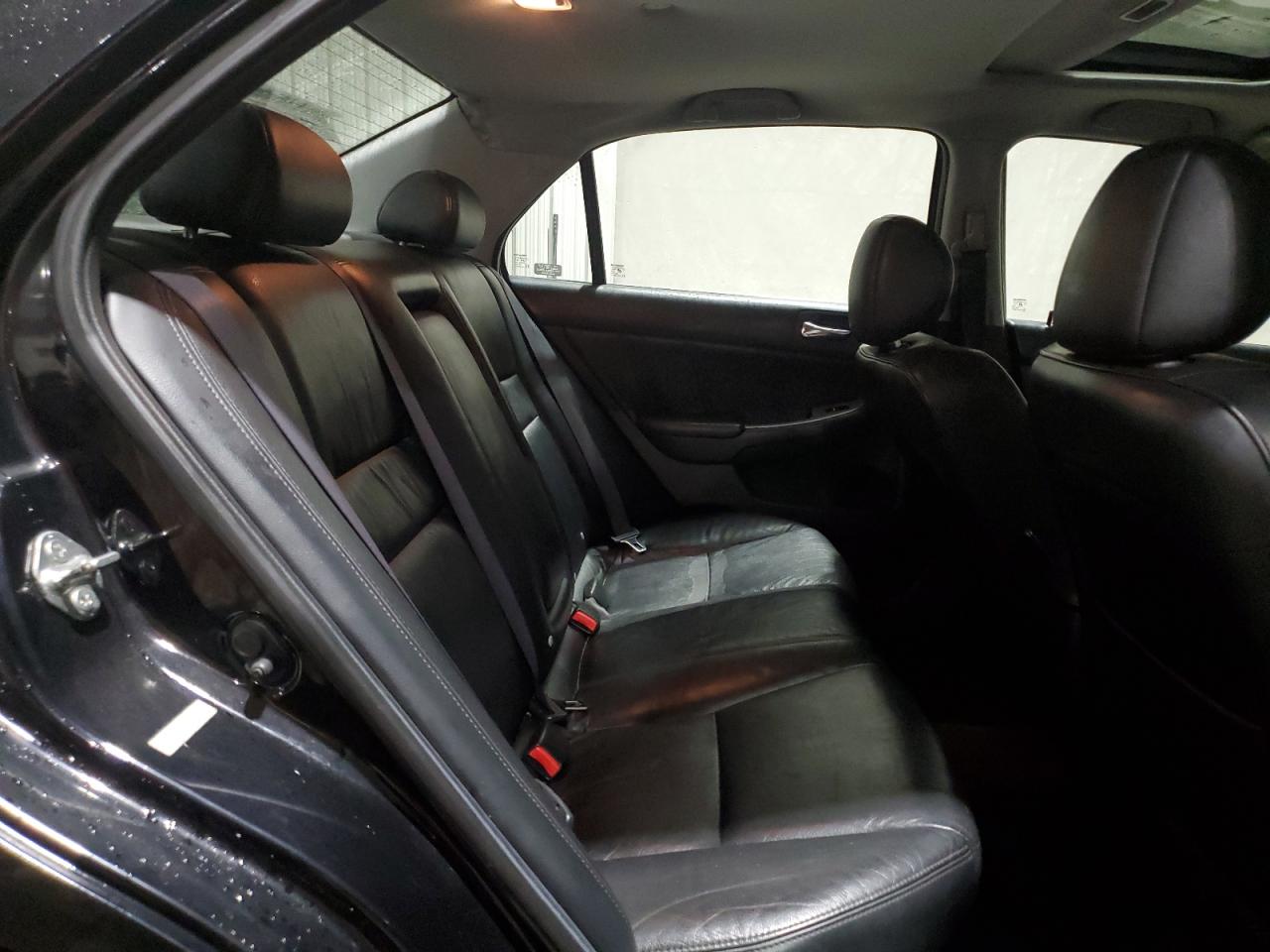 2007 Honda Accord - Image 10