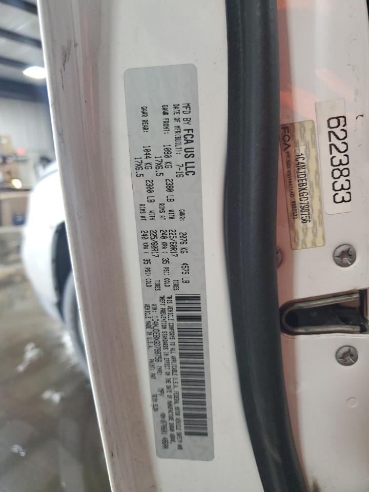 2016 Jeep Compass - Image 13