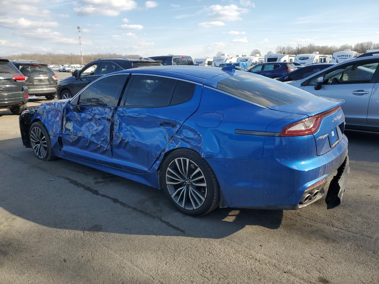 2018 Kia Stinger - Image 2