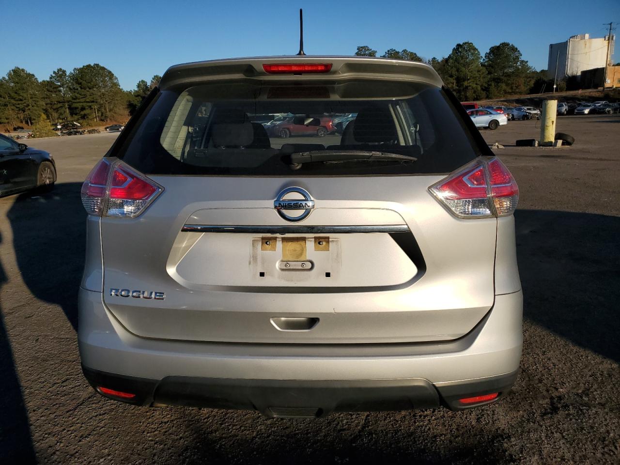 2016 Nissan Rogue - Image 6