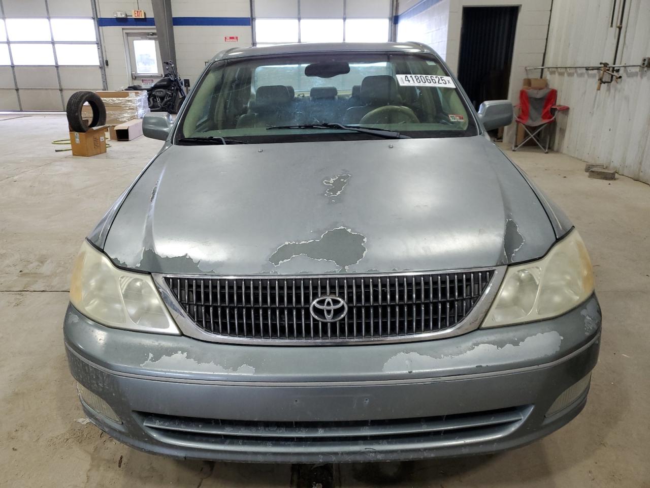 2002 Toyota Avalon - Image 5