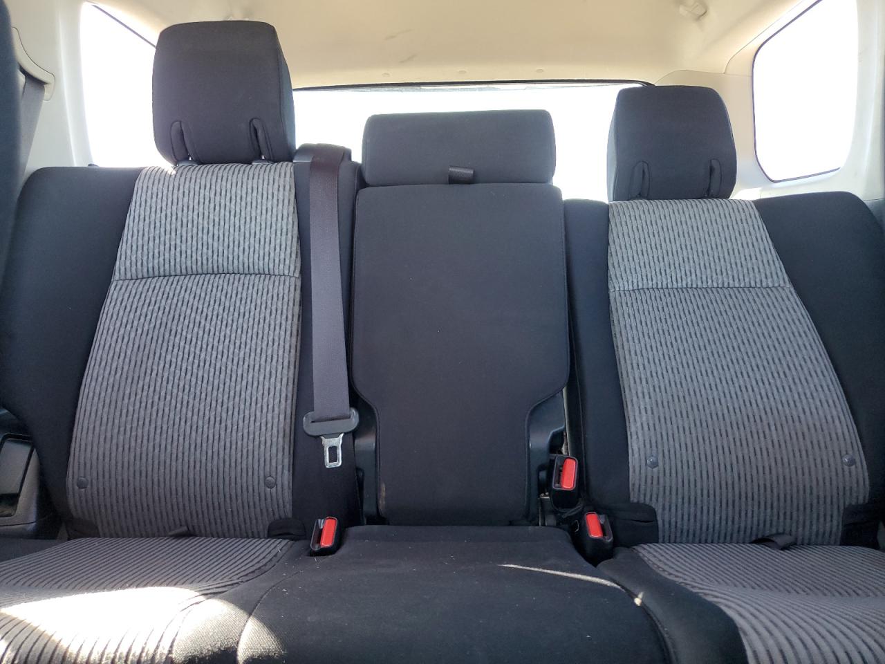 2015 Toyota 4Runner - Image 10