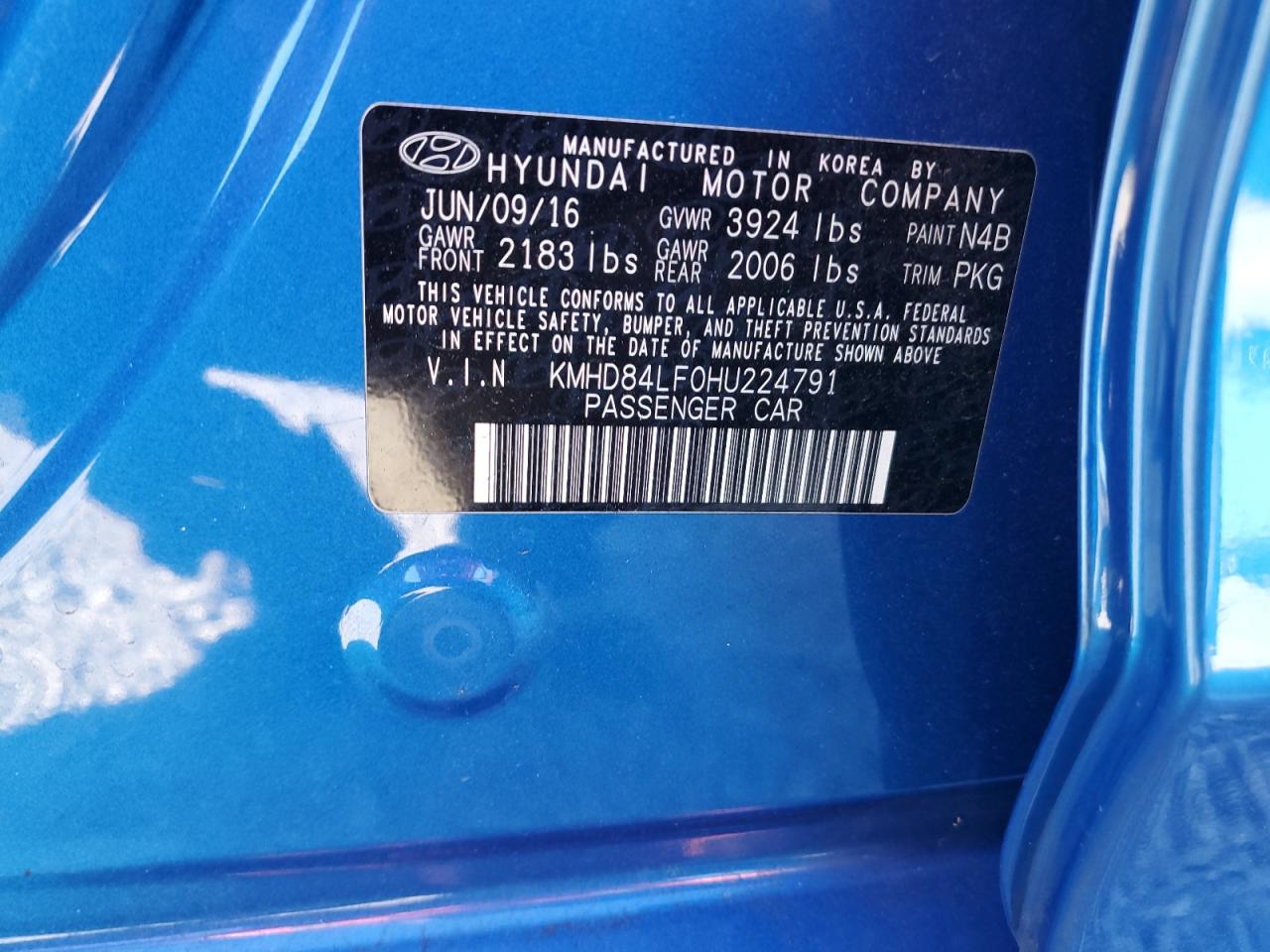 2017 Hyundai Elantra - Image 13