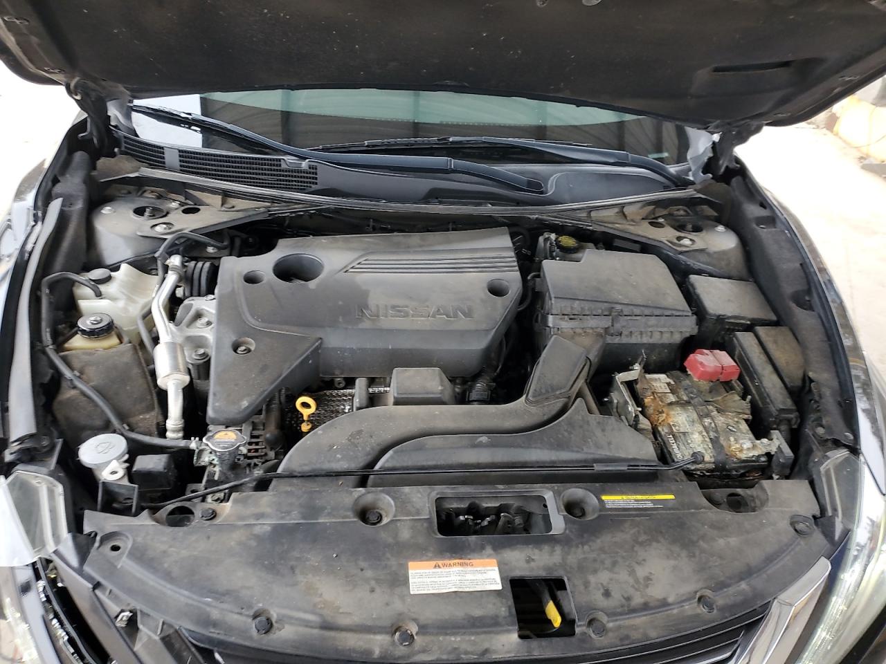 2017 Nissan Altima - Image 11