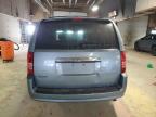 2010 Chrysler Town & Country Touring იყიდება Indianapolis-ში, IN - Front End