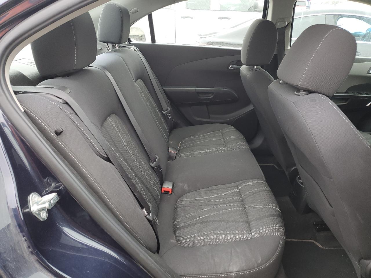 2016 Chevrolet Sonic - Image 10