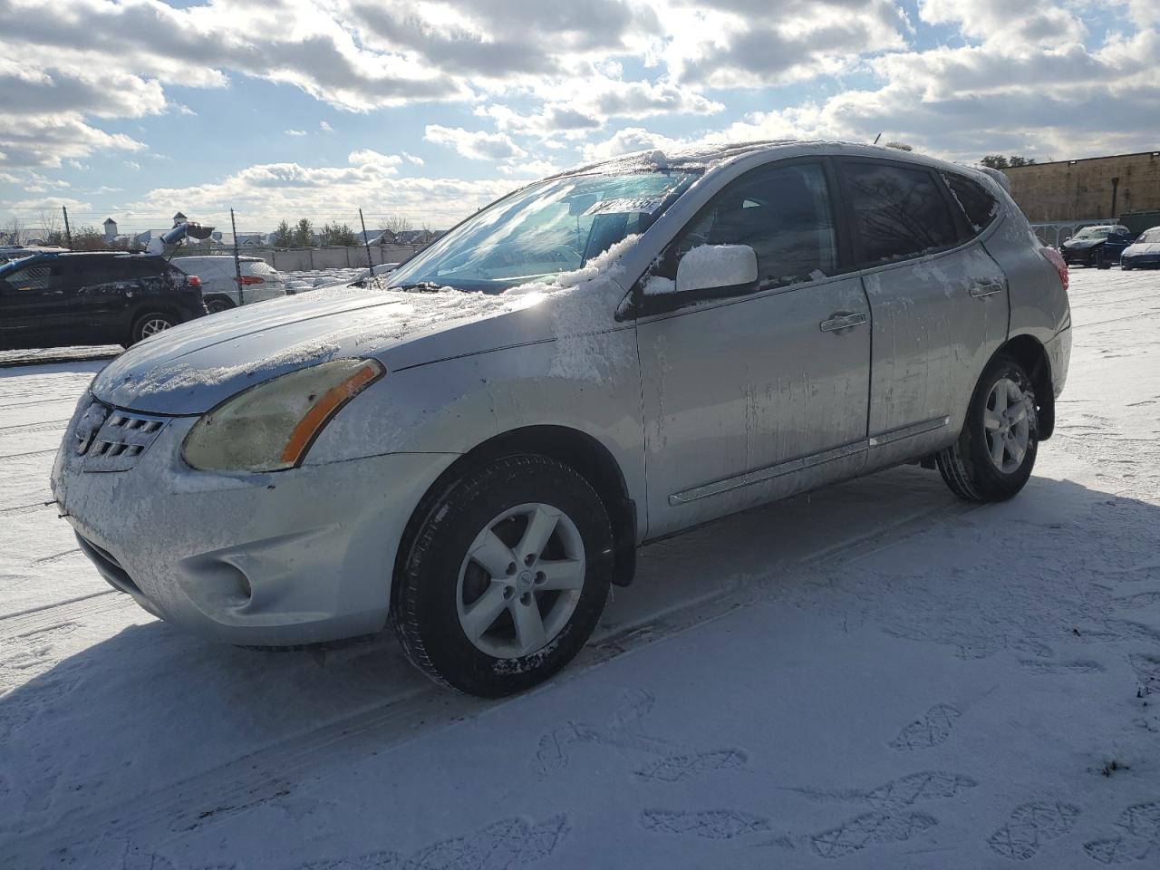 2013 Nissan Rogue - Image 1