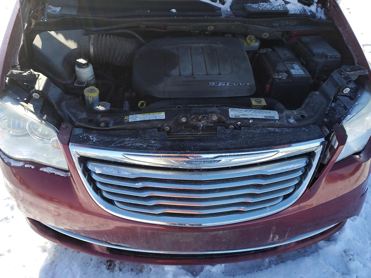 2012 Chrysler Town & Country - Image 12