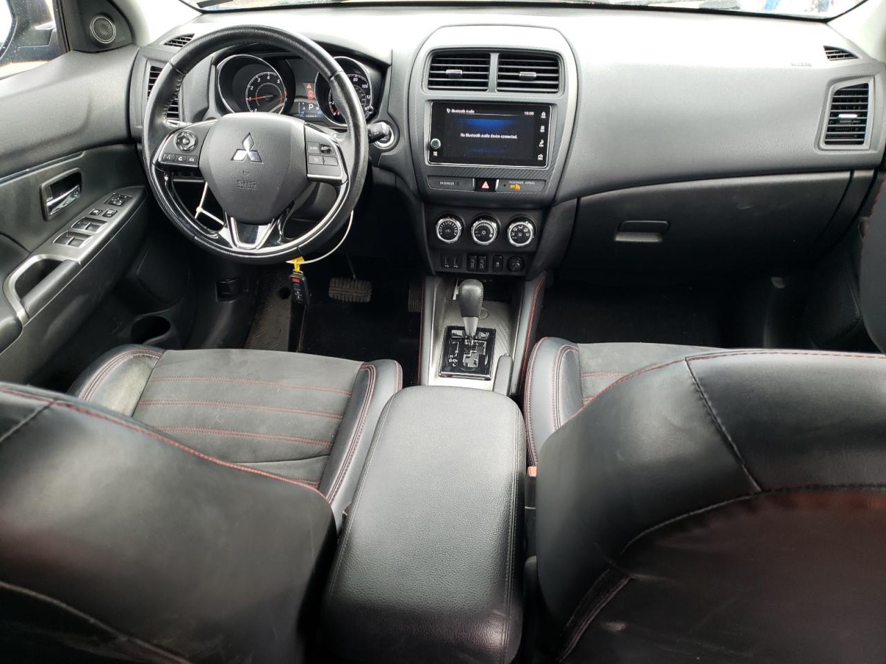 2018 Mitsubishi Outlander - Image 8
