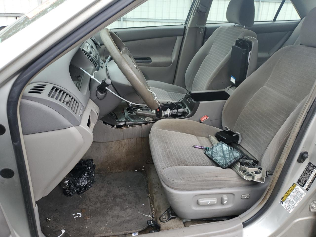 2005 Toyota Camry - Image 7